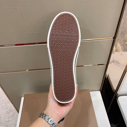 *BURBBER  Sneakers High
