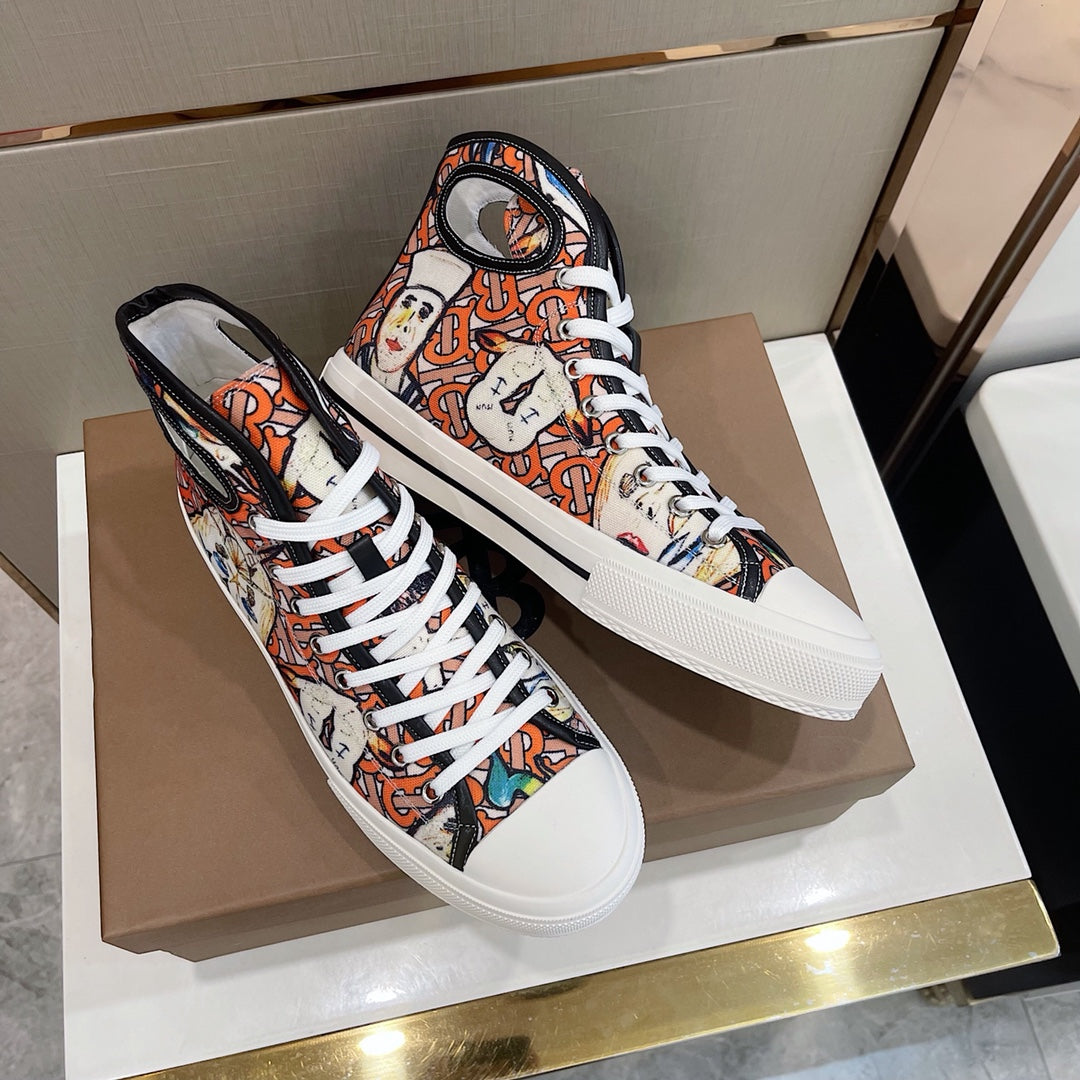 *BURBBER  Sneakers High