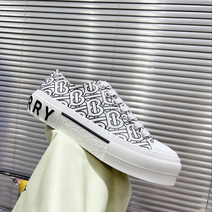 *BURBBER  Sneakers  3 Color 's