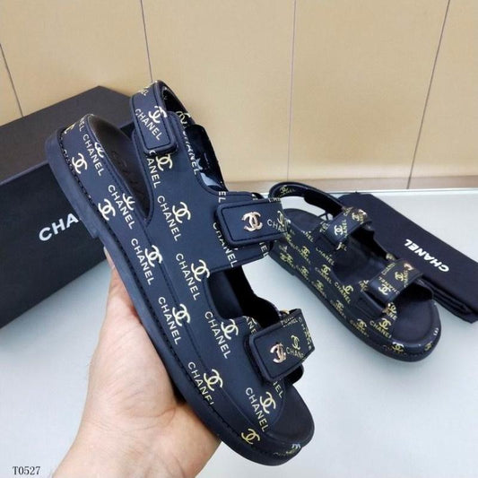 CHL Sandals Logo