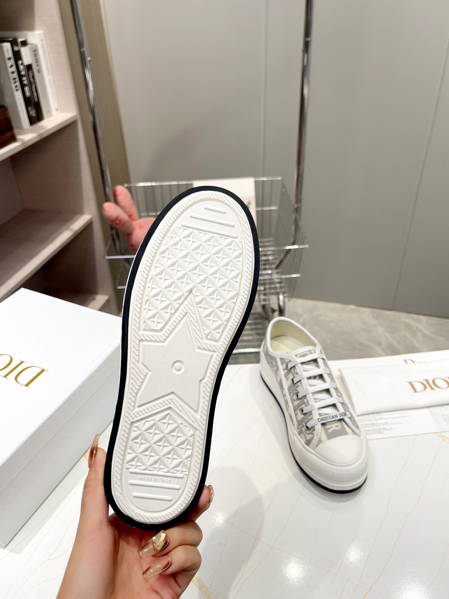 CHD Sneakers  LOW