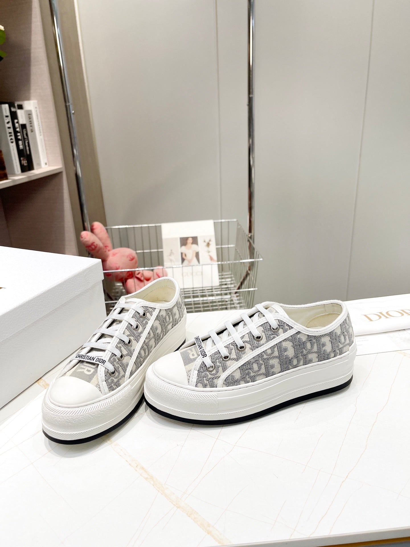 CHD Sneakers  LOW