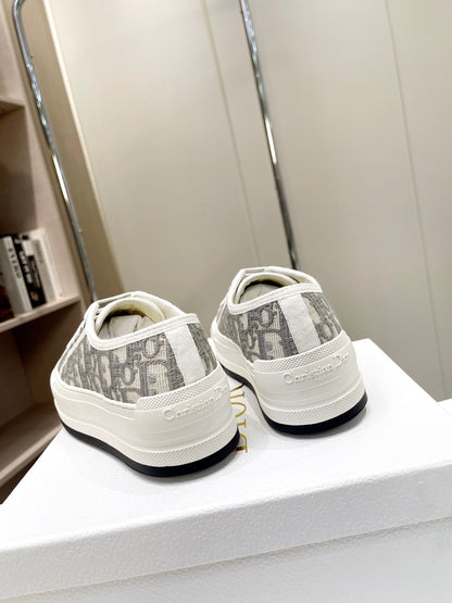 CHD Sneakers  LOW