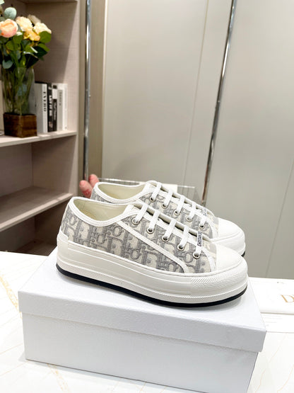 CHD Sneakers  LOW