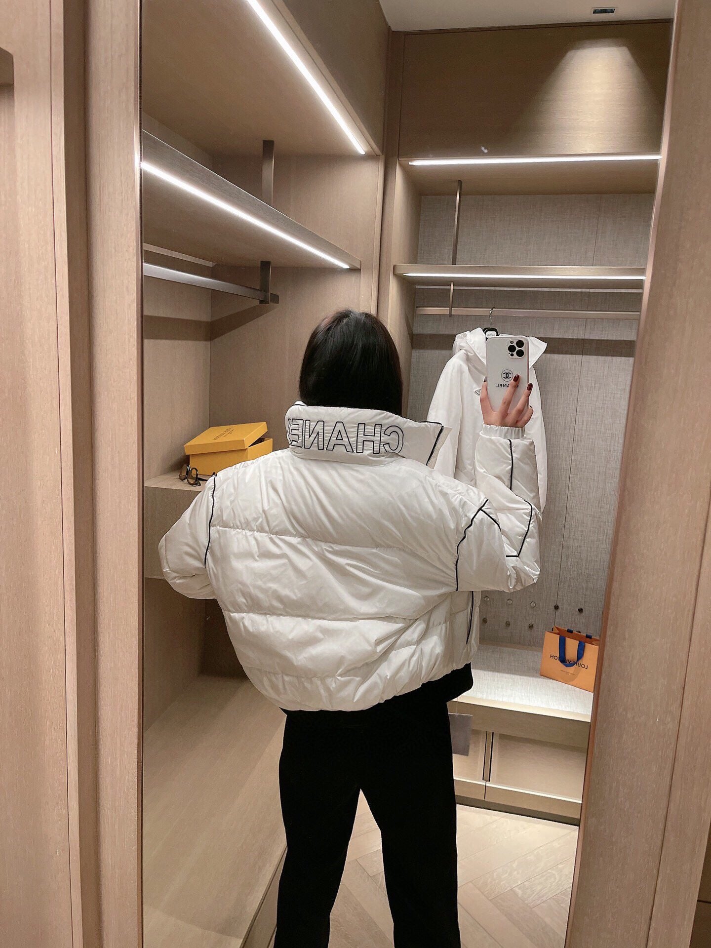 CHL Down Jacket  2 Color 's Woman