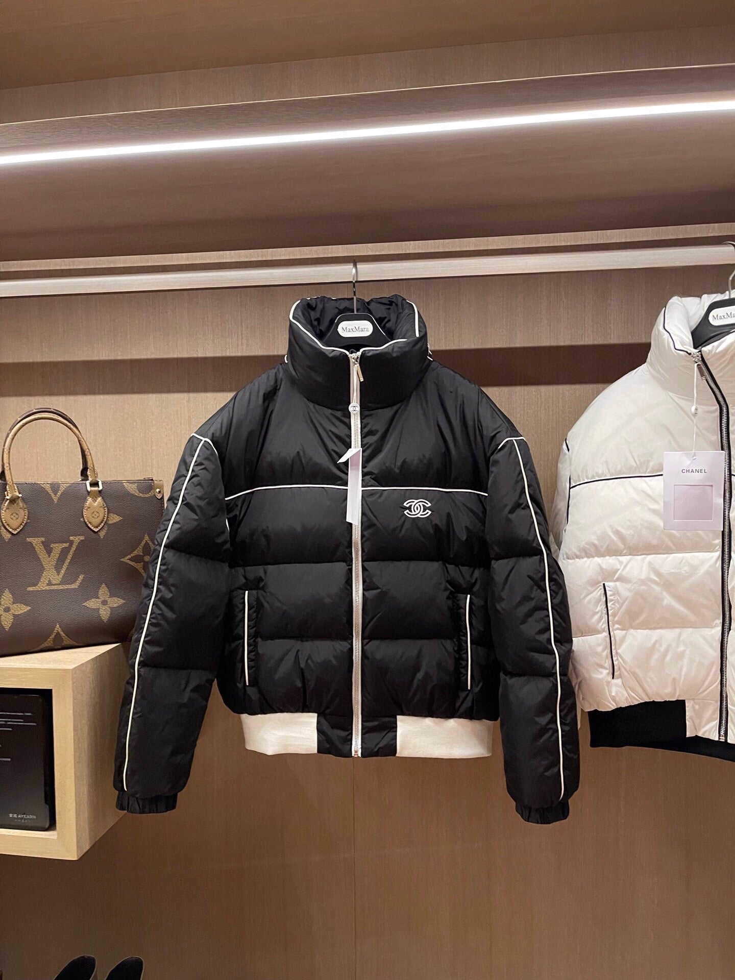 CHL Down Jacket  2 Color 's Woman