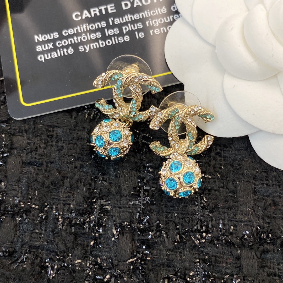 CHL Earrings 2 Color 's