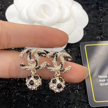 CHL Earrings 2 Color 's