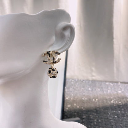 CHL Earrings 2 Color 's
