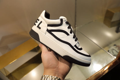 CHL Sneakers