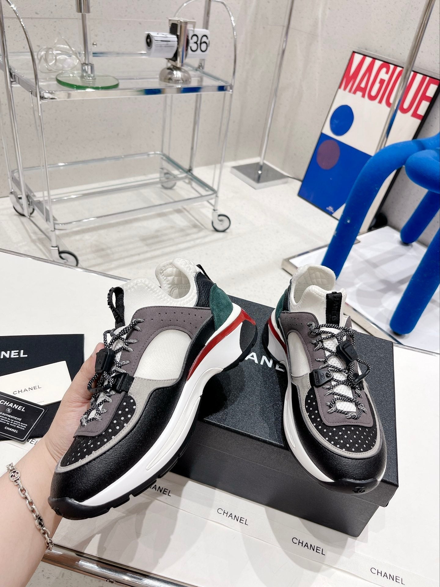 CHL  Sneakers  2 Color 's