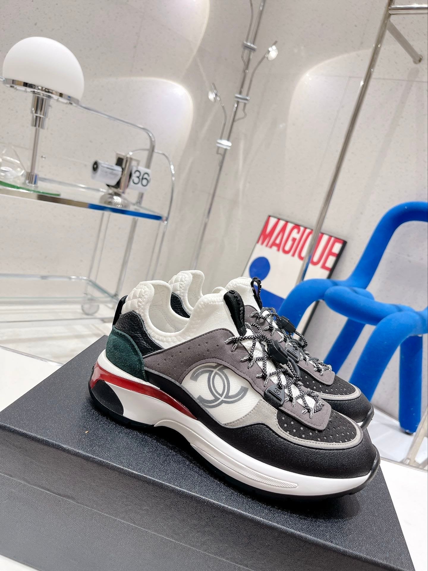 CHL  Sneakers  2 Color 's