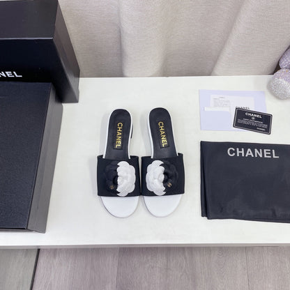 CHL  Slippers