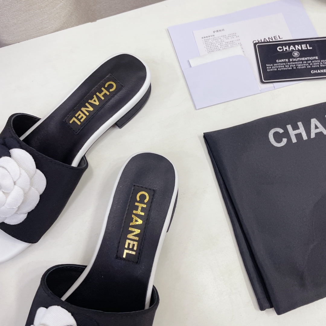 CHL  Slippers
