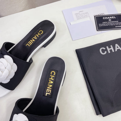 CHL  Slippers