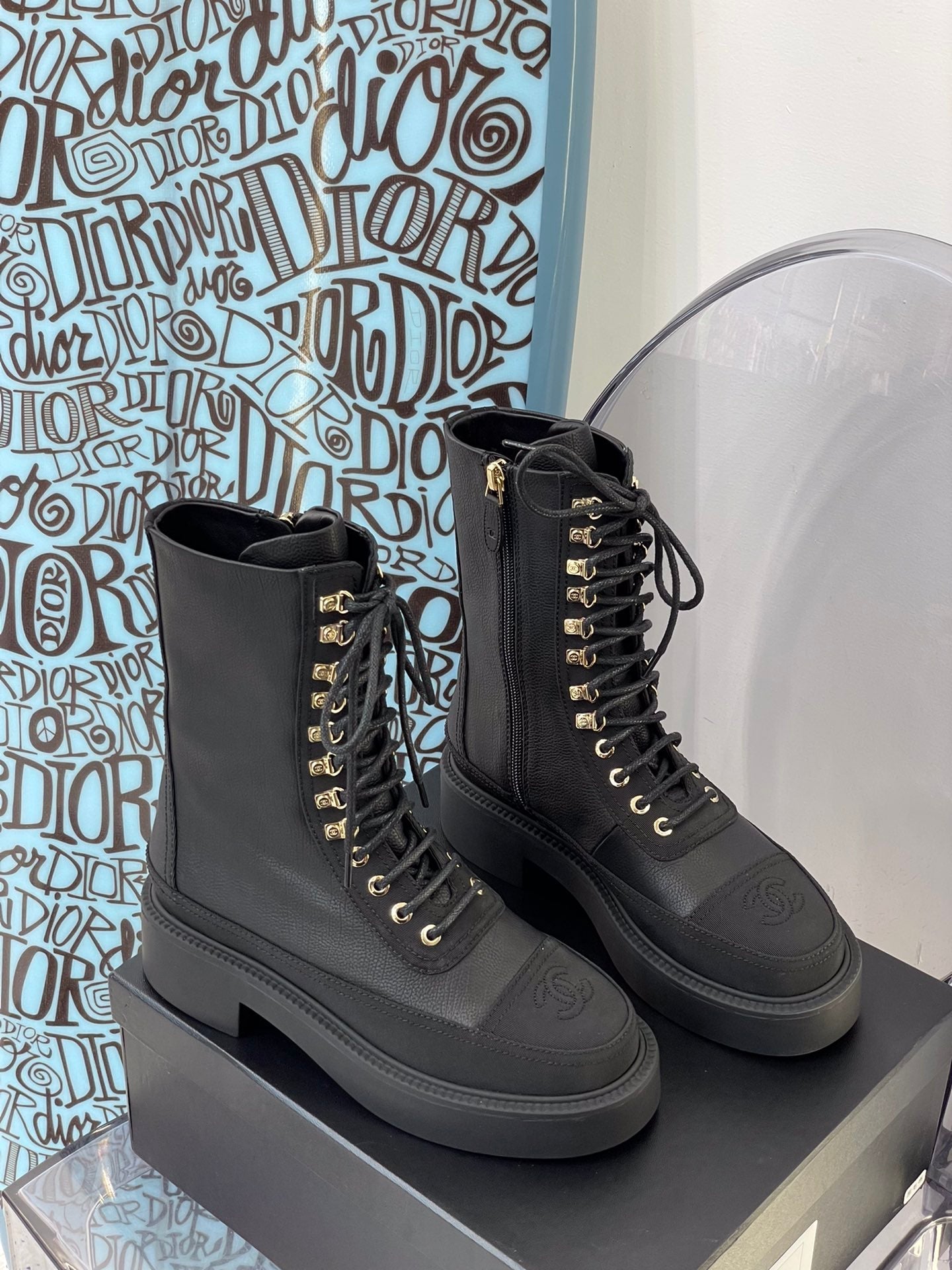 CHL  Boots 2 Color's