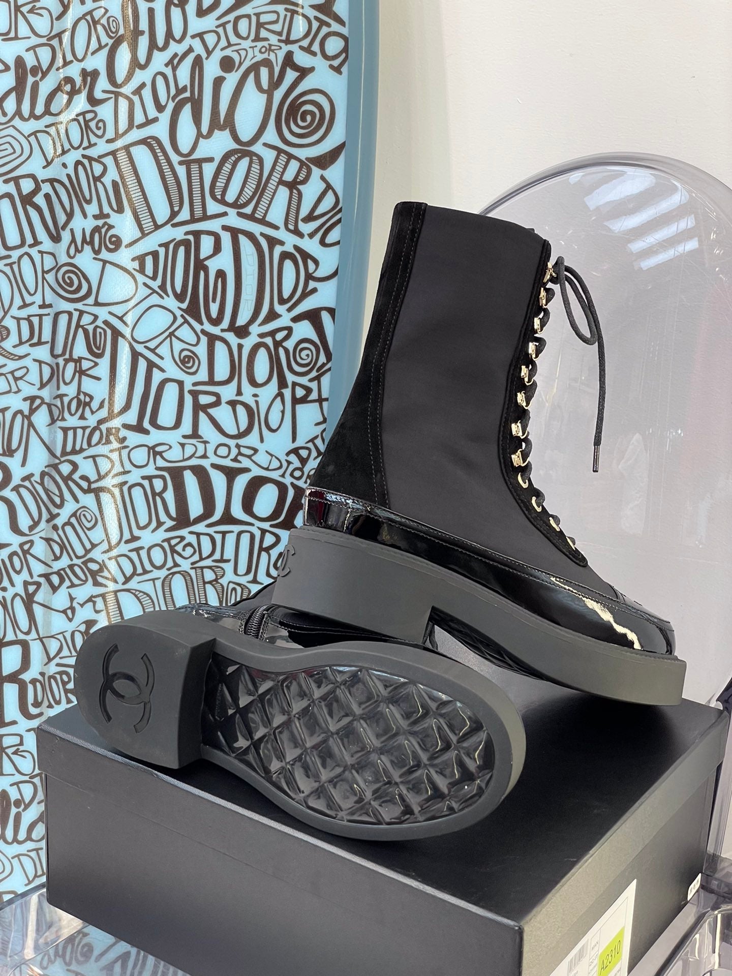CHL  Boots 2 Color's