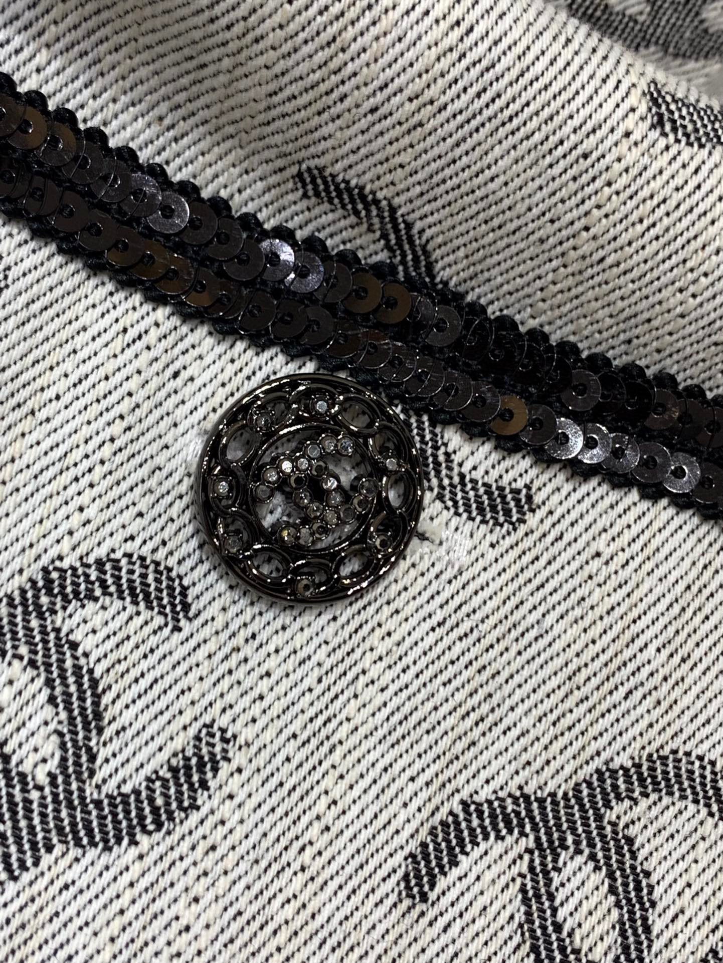 CHL  Jacket Woman Jacquard & Sequins