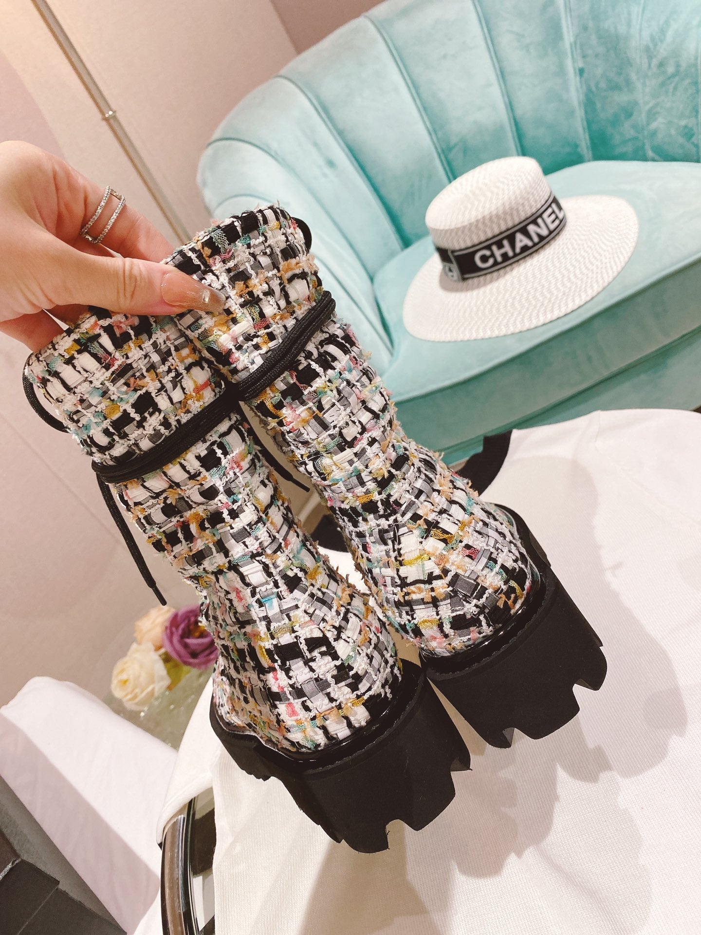 CHL  Tweed  Boots