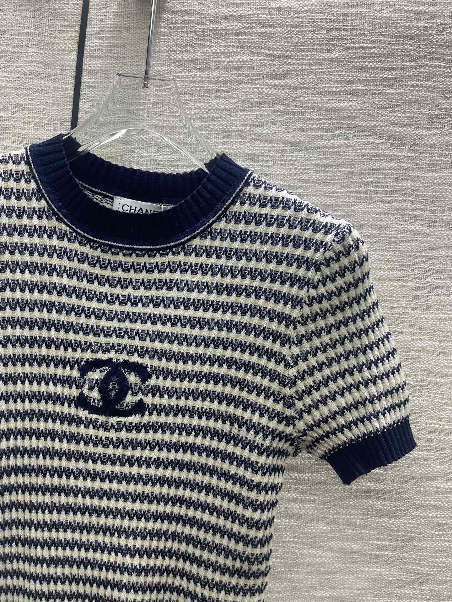 CHL Sweater Woman 2 Color 's