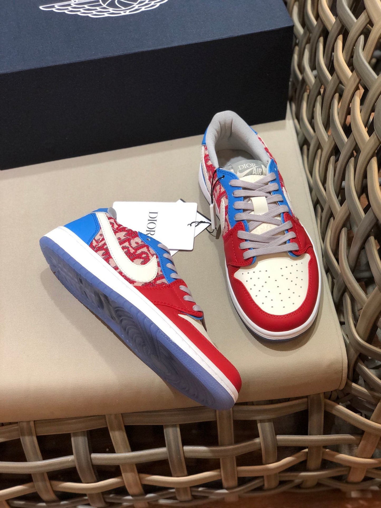 CHD AIR  Sneakers