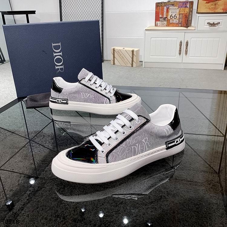 CHD Sneakers