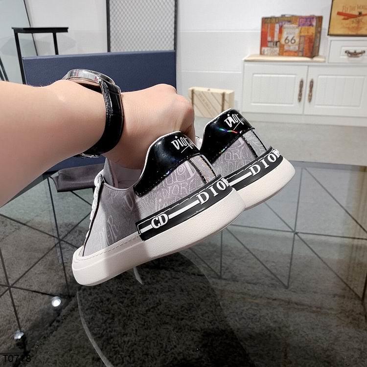 CHD Sneakers