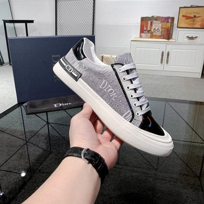 CHD Sneakers