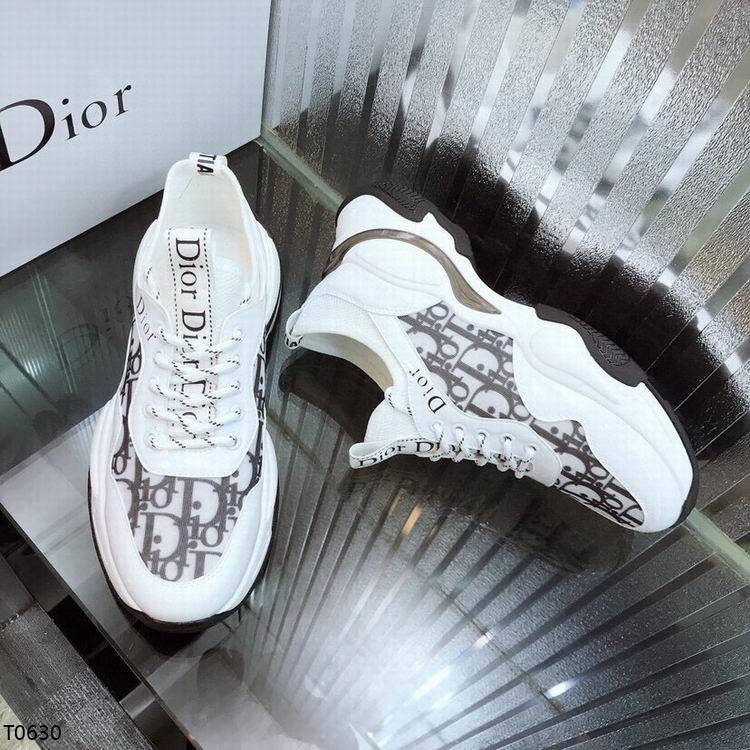 CHD Sneakers