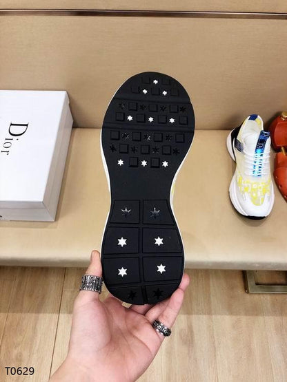 CHD  Sneakers