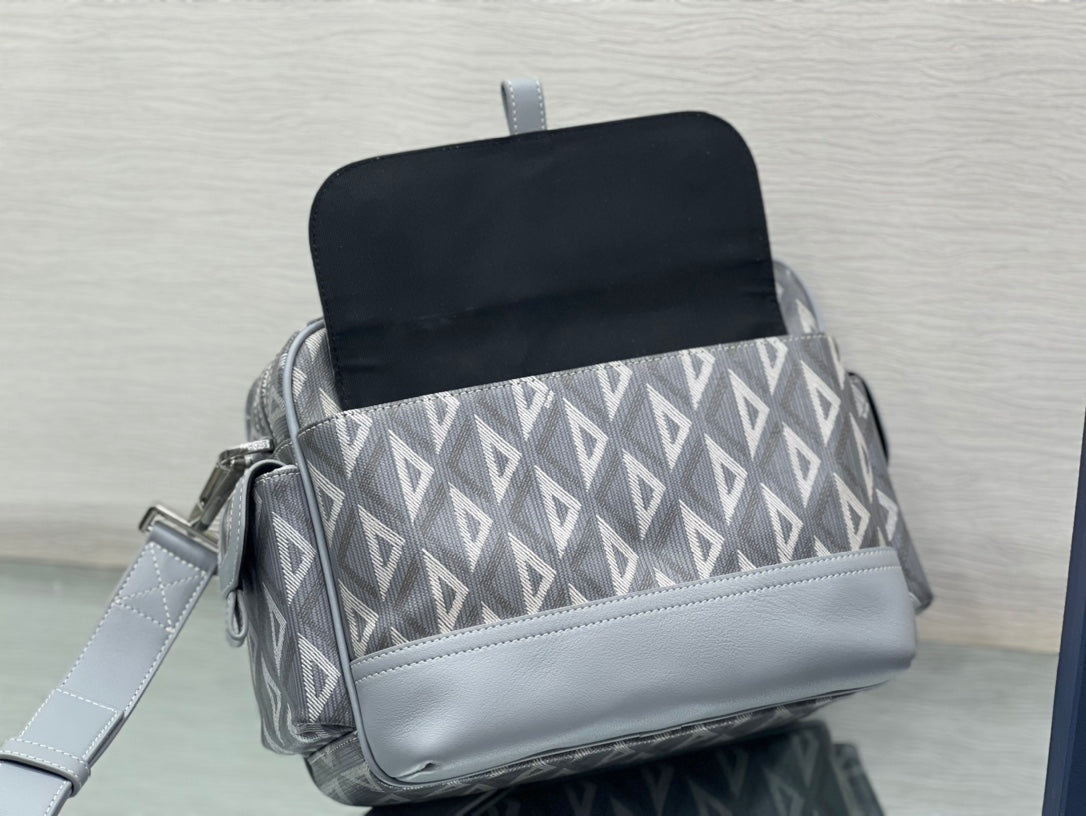 CHD Messenger Bag 26 cm 2 Color 's