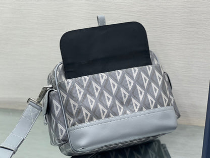 CHD Messenger Bag 26 cm 2 Color 's