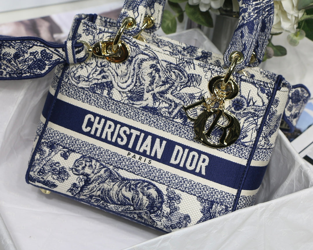 CHD Medium D-lite Bag