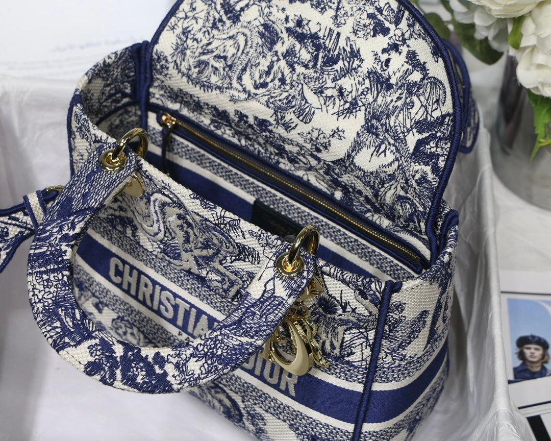 CHD Medium D-lite Bag