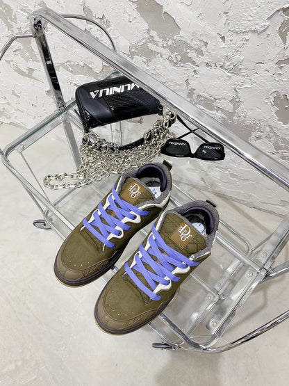 CHD Sneakers