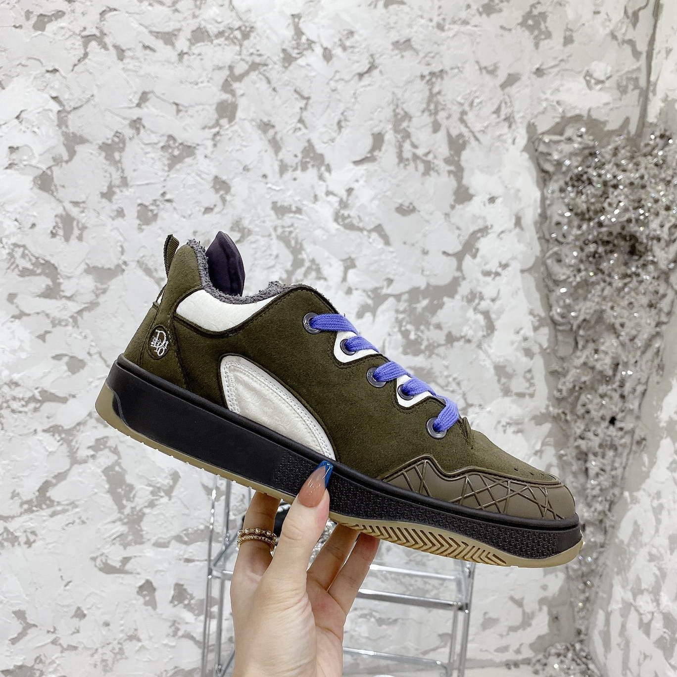 CHD Sneakers