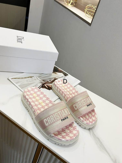 CHD Slippers 4 Color 's