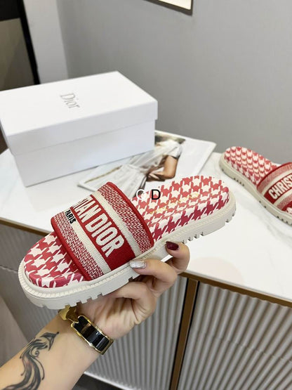 CHD Slippers 4 Color 's