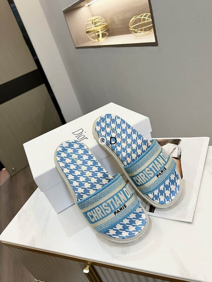 CHD Slippers 4 Color 's