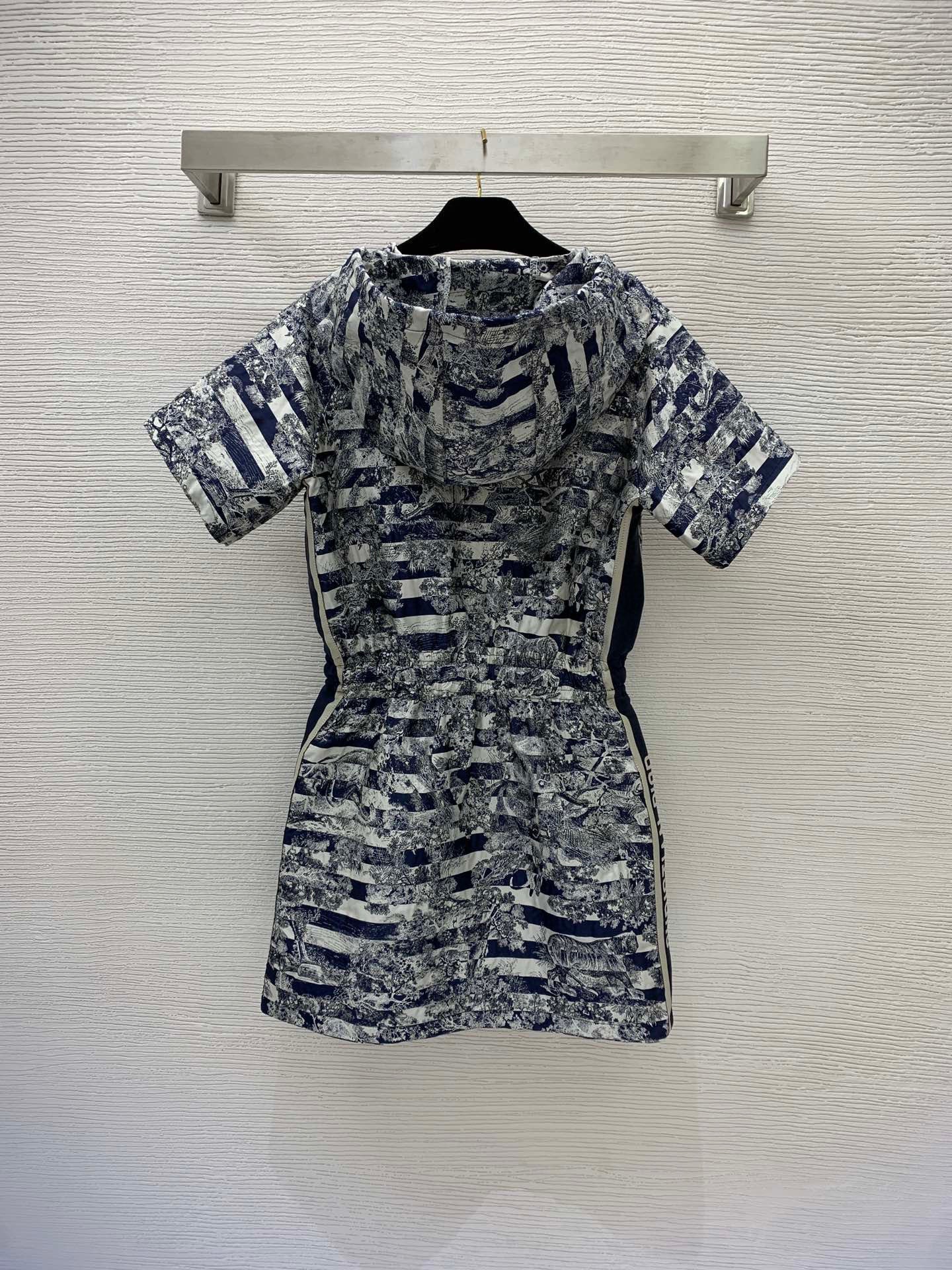 CHD Short Dress Hooded
