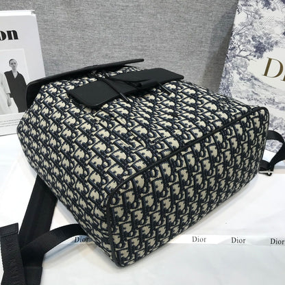 CHD Backpack Rider