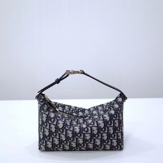 CHD Bag Monogram  22 cm