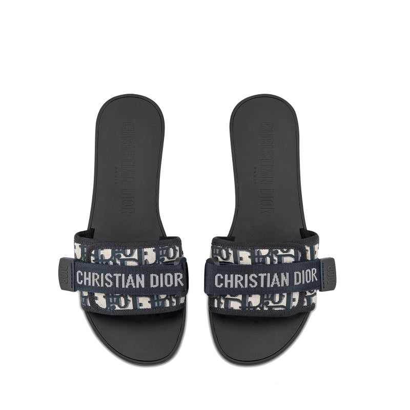 CHD   Slippers 2 Color's Evolution