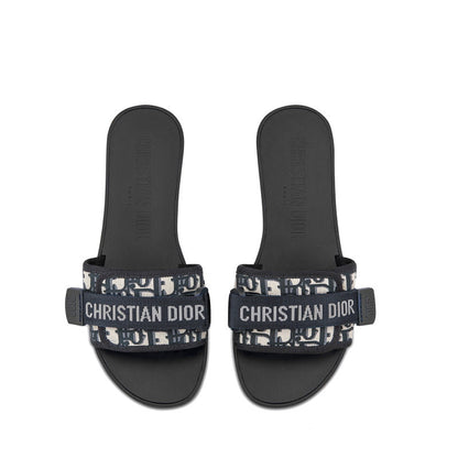 CHD   Slippers 2 Color's Evolution