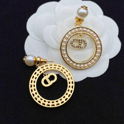 CHD   Earring