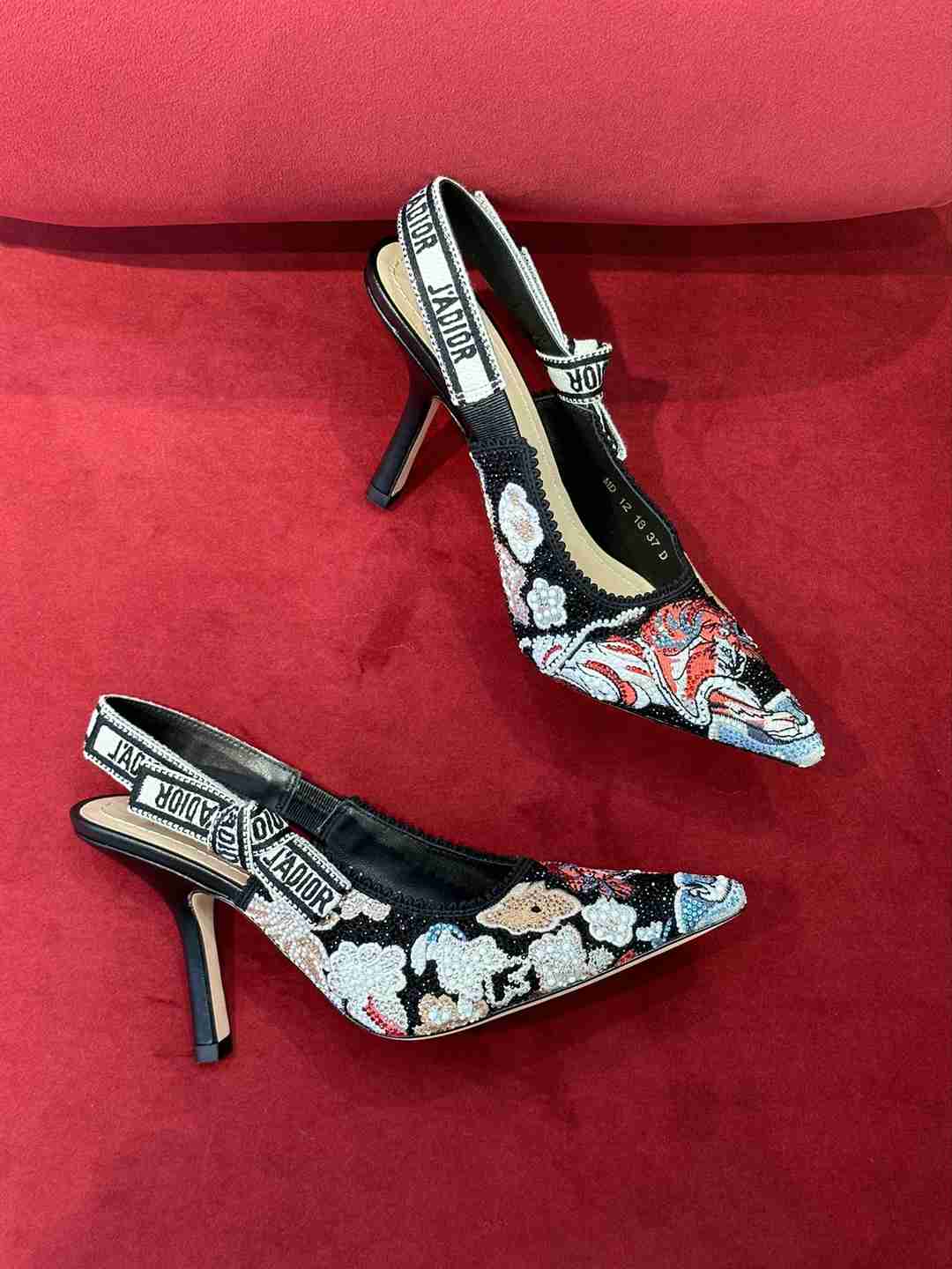 CHD Shoes 3  Style 's embroidery