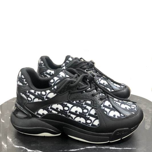 CHD Sneakers  Run Away