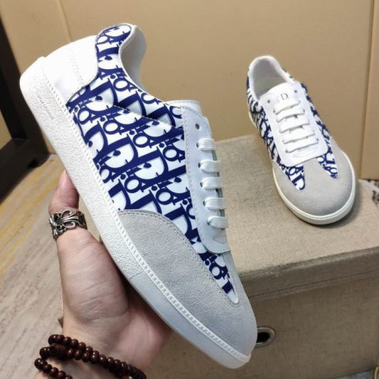 CHD Sneakers