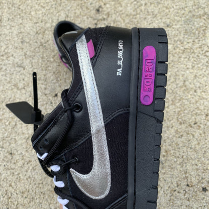 N*ke  Sneakers  Dunk Low OFF WITE Lot 50