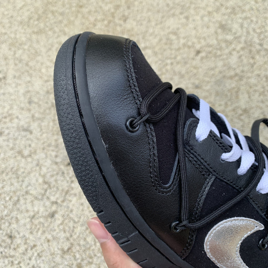 N*ke  Sneakers  Dunk Low OFF WITE Lot 50